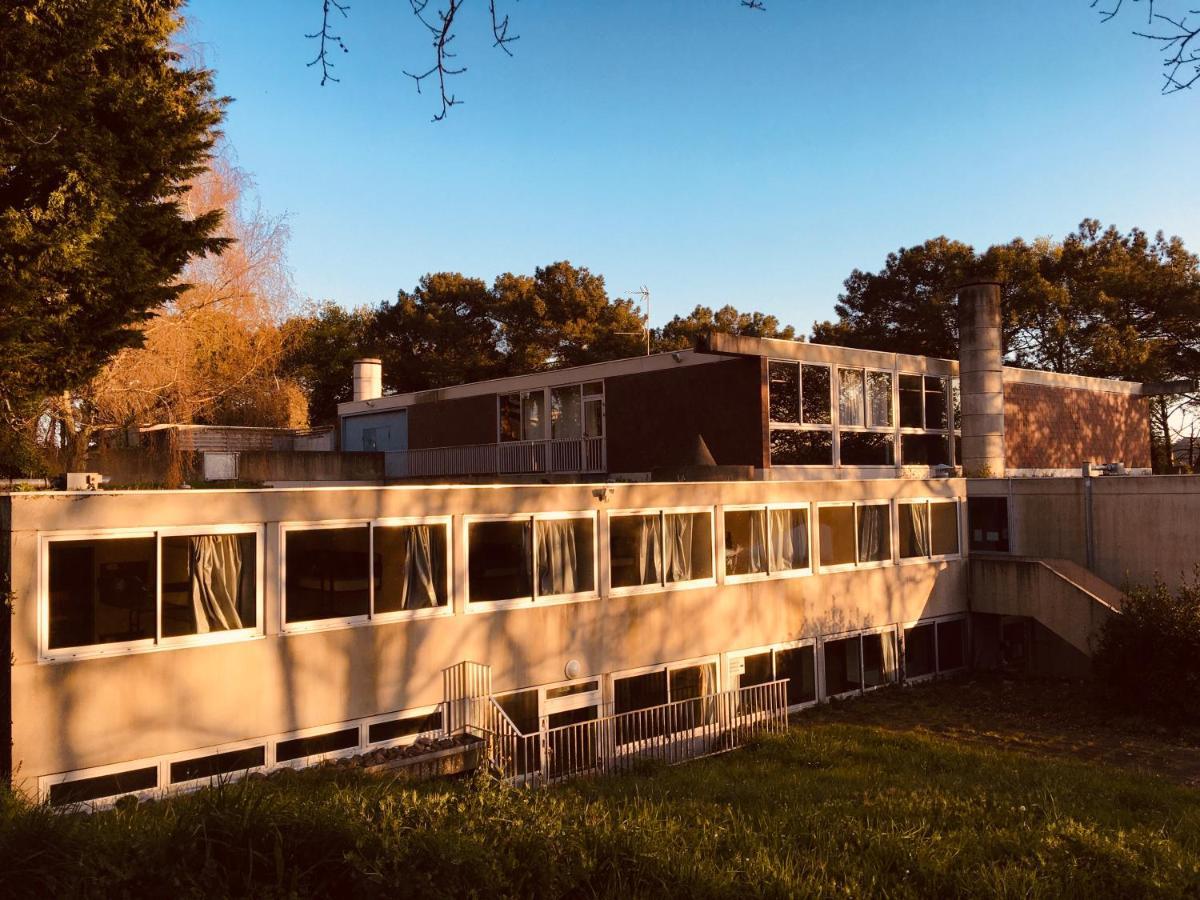 Auberge De Jeunesse Hi Lorient Exterior photo